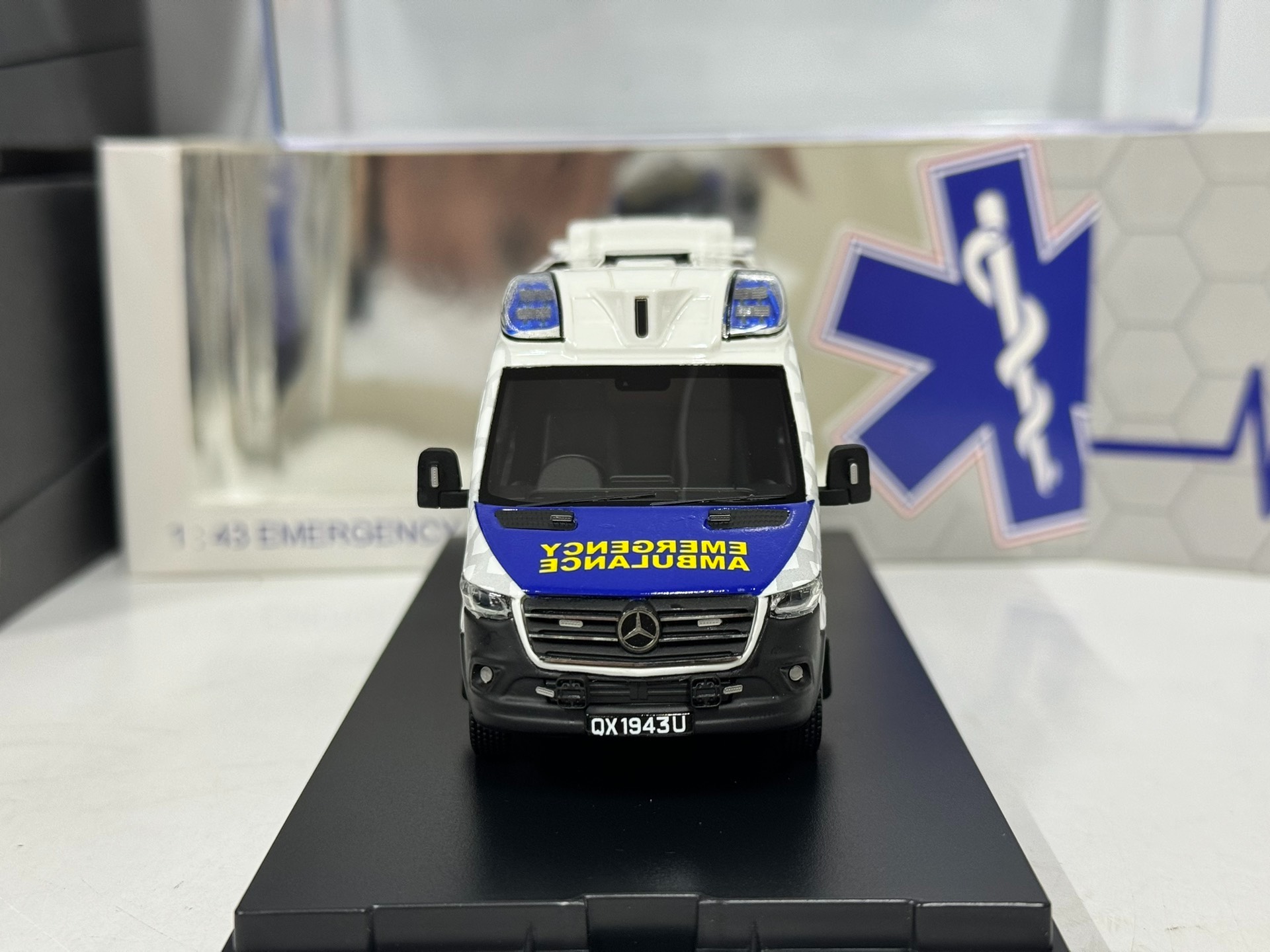 Diecast Masterpiece 1/43 Scale - огляд і ціна Model Kit Singapore