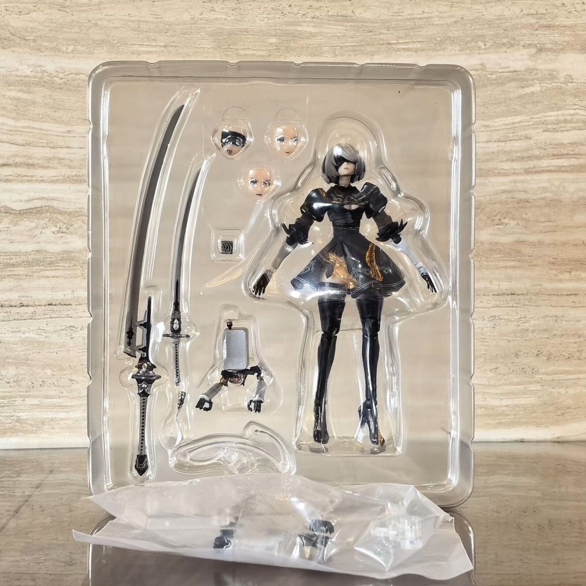 In Stock 16cm Nier Automata 2b - огляд і ціна Model Kit Nier Automata