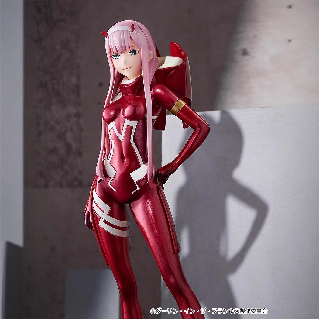 Zero Two Figure Japanese Anime - огляд і ціна Model Kit Zero