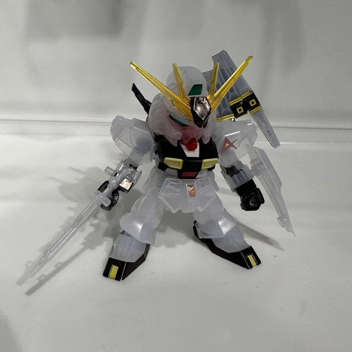 Bandai BB Warrior SD Nu Gundam - огляд і ціна Model Kit Vs Action Figure