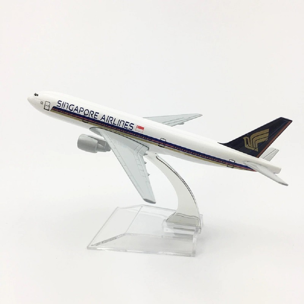 16cm B777 Singapore Airways Me - огляд і ціна Model Kit Singapore