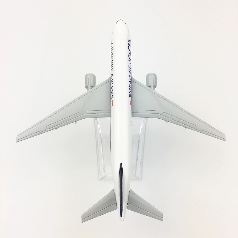 16cm B777 Singapore Airways Me - огляд і ціна Model Kit Singapore