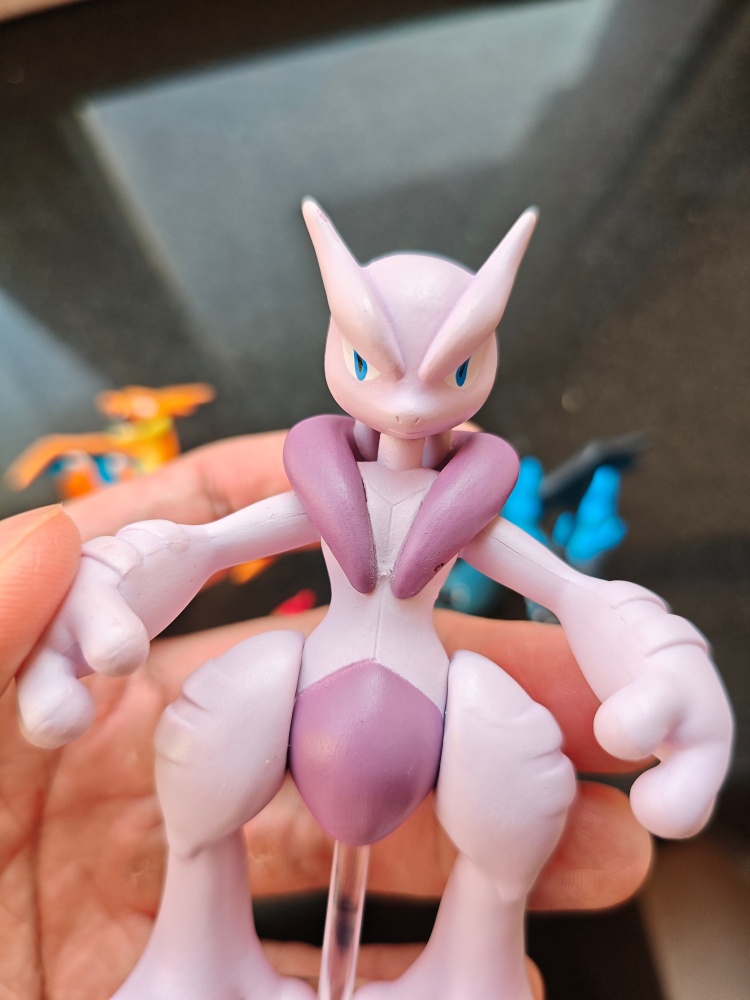 Instock Bandai Pokemon Mega Me - огляд і ціна Model Kit Ultron